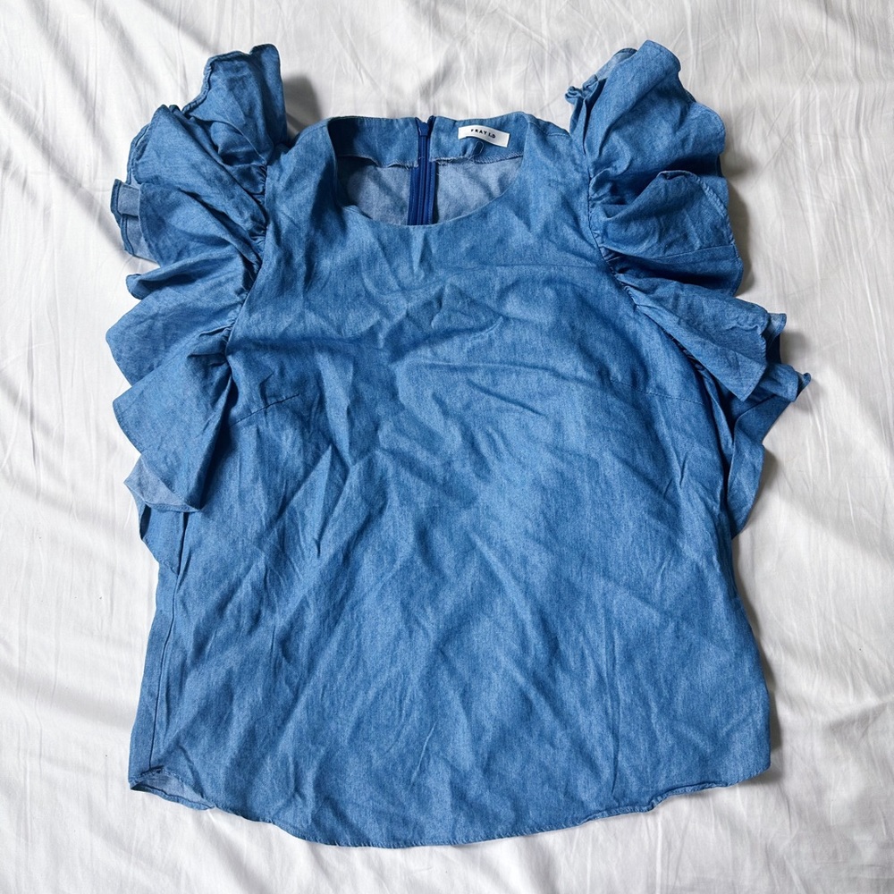 Ruffle-sleeve top